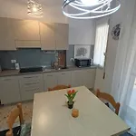 Experience - 70m Dal Mare Lejlighed Loano