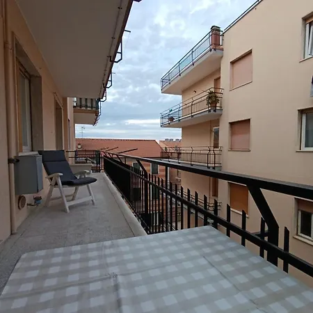 Experience - 70m Dal Mare Apartamento